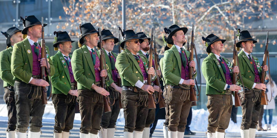 حفظ فرهنگ یا حفظ مردسالاری؟ تفنگداران تیرول اتریش به زنان اجازه حضور ندادند