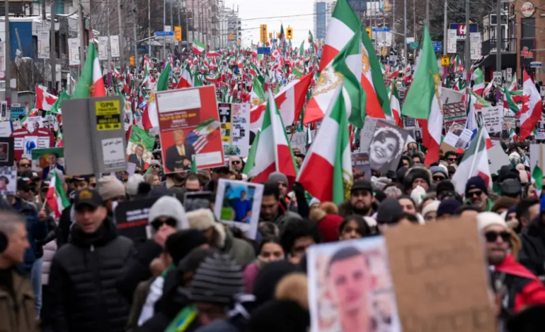 «روز جهانی اقدام»؛ صدها هزار ایرانی در لس‌آنجلس، تورنتو و مونیخ به خیابان آمدند