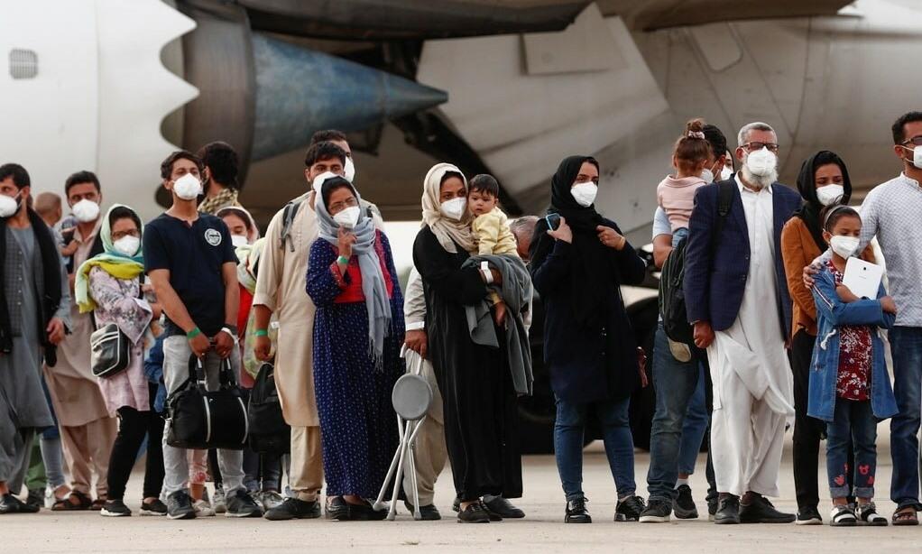 بی‌خبری بریتانیا از محل اقامت نزدیک به ۷ هزار پناه‌جوی افغانستانی