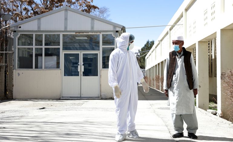 روز جهانی توبرکلوز؛ بیماران در کابل می‌گویند ساعت‌ها در صف می‌ایستیم و امکانات کافی نیست