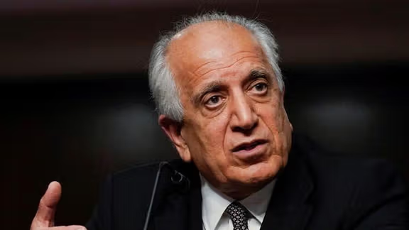 واکنش‌ها به تبریک گفتن ۸ مارچ از سوی خلیل‌زاد؛ «تو در مسخره‌ کردن زنان مهارت داری»