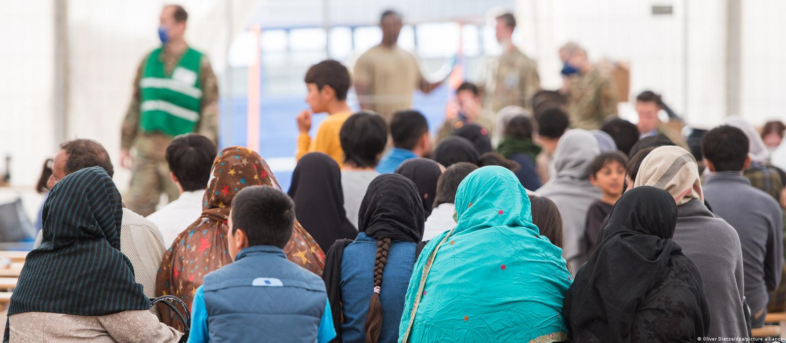 سرگردانی پناهجویان افغانستان در پاکستان؛ ۲۲۰ نفر هنوز منتظر ورود به آلمان هستند