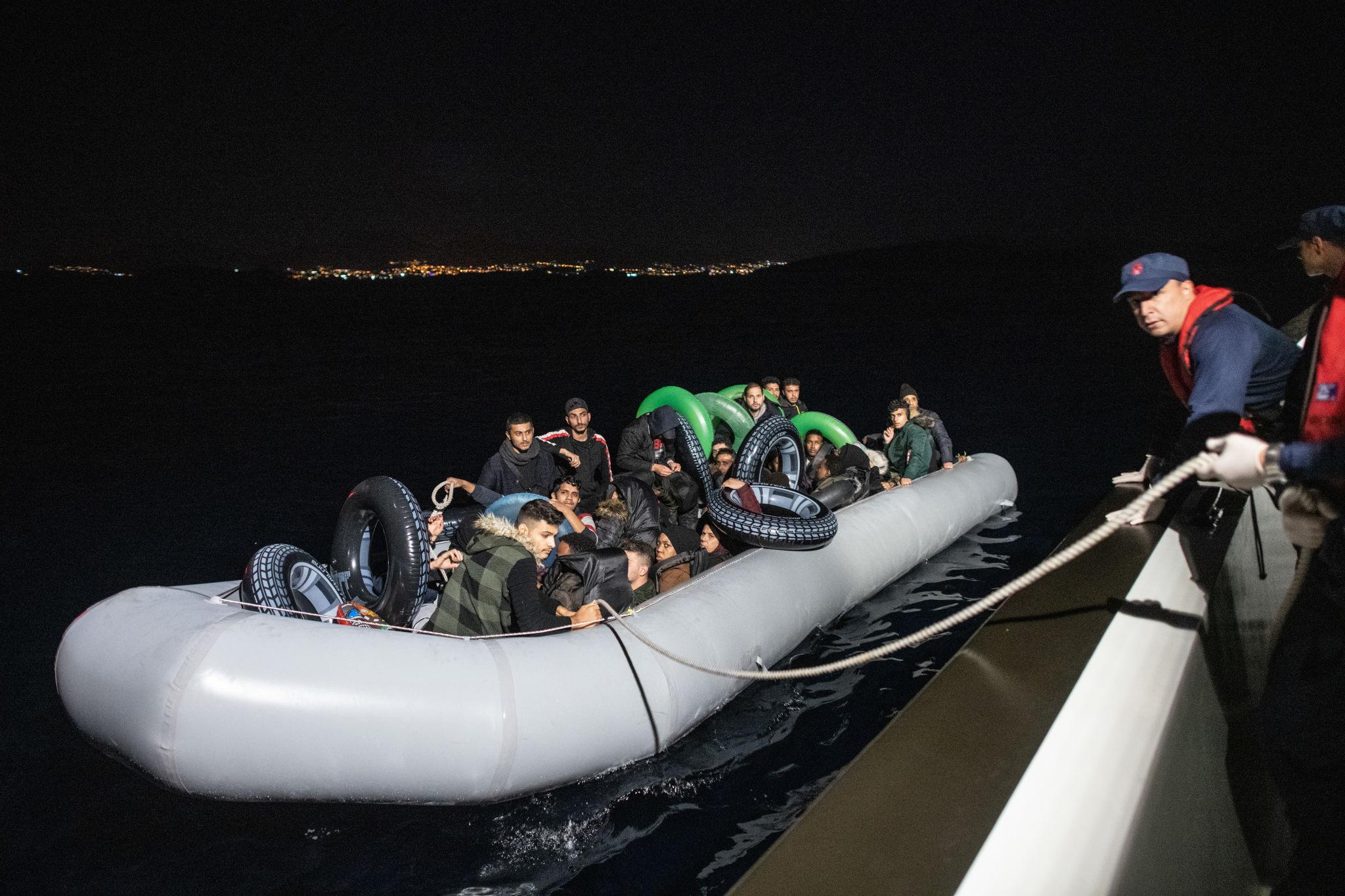 واژگونی قایق مهاجران در ترکیه؛ ۱۹ شهروند افغانستان جان باختند